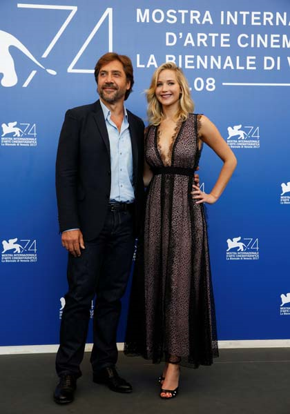 2017 VENEDİK FİLM FESTİVALİ KIRMIZI HALI