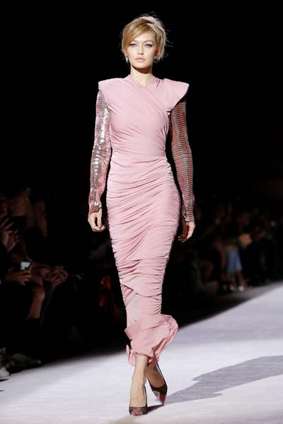 2018 İLKBAHAR-YAZ TOM FORD DEFİLESİ