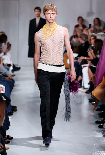 CALVIN KLEIN 2018 İLKBAHAR-YAZ DEFİLESİ