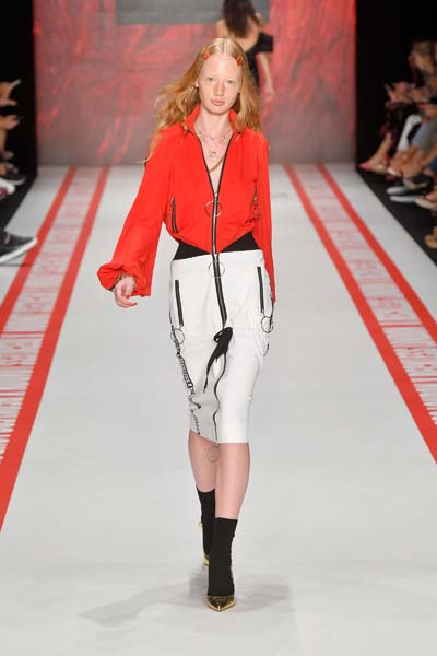 MBFWIDA 3. GÜN DEFİLELERİ