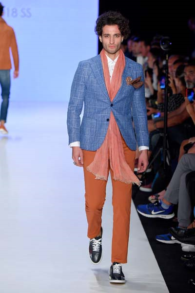 MBFW ISTANBUL GIOVANE GENTILE DEFİLESİ