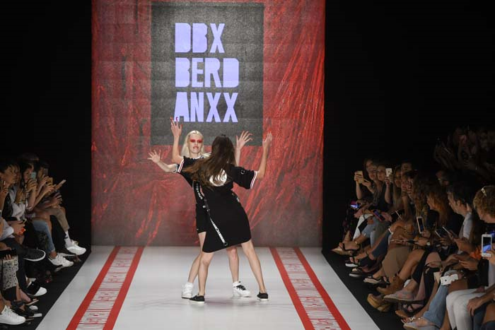 MBFWIDA 3. GÜN DEFİLELERİ