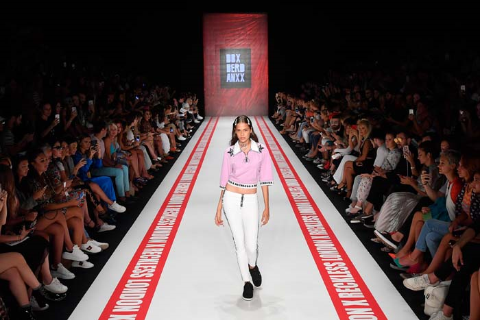 MBFWIDA 3. GÜN DEFİLELERİ