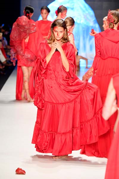 MBFWIDA 3. GÜN DEFİLELERİ