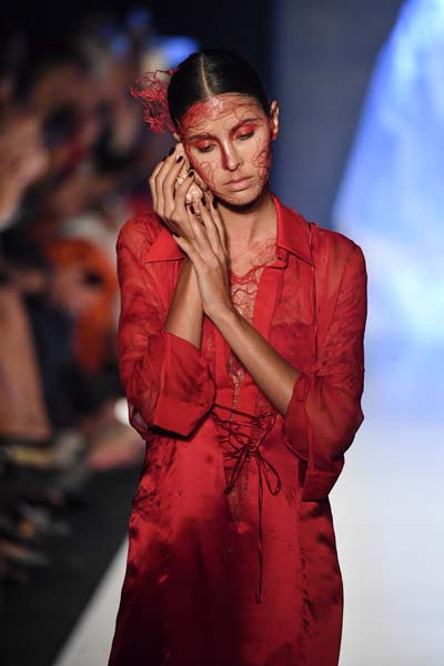 MBFWIDA 3. GÜN DEFİLELERİ