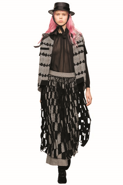 BORA AKSU KOLEKSİYONUNU ANLATTI