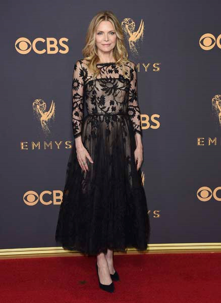 2017 EMMY ÖDÜLLERİ KIRMIZI HALI