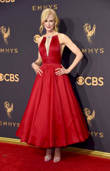 2017 EMMY ÖDÜLLERİ KIRMIZI HALI