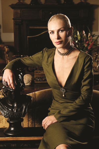 ARZU ATABARUTUN LÜKSLERİ