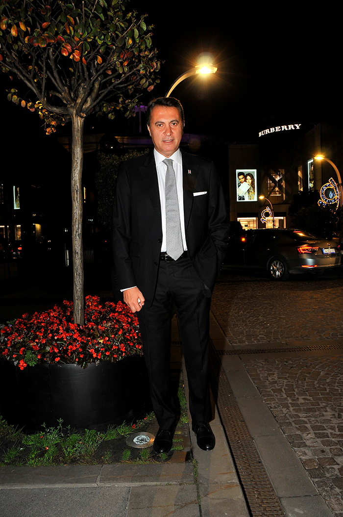 AKŞAM YEMEĞİ BULUŞMASI