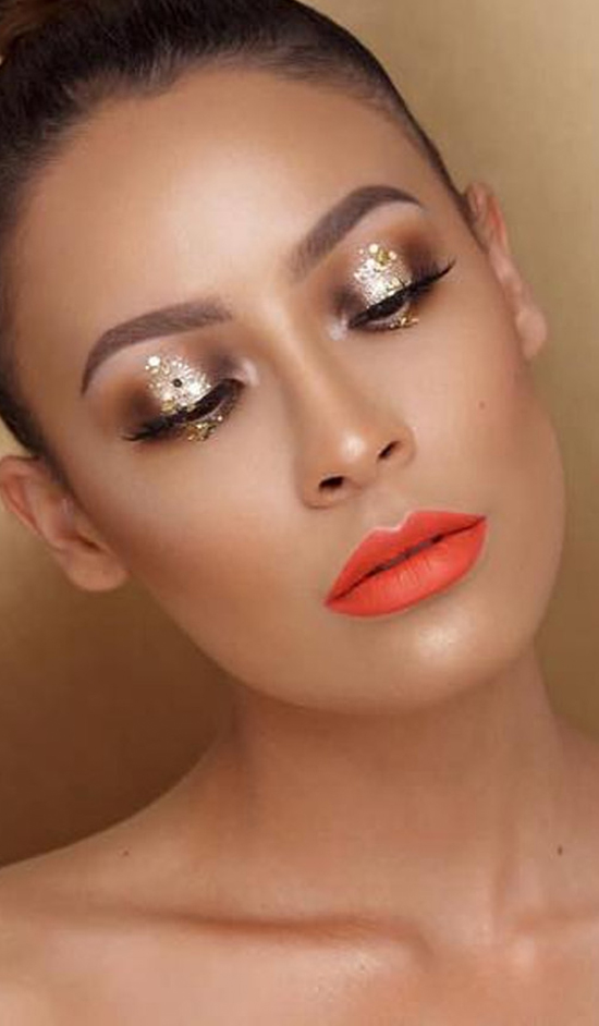 Parlak ve Dolgun; Ruj Önerileri