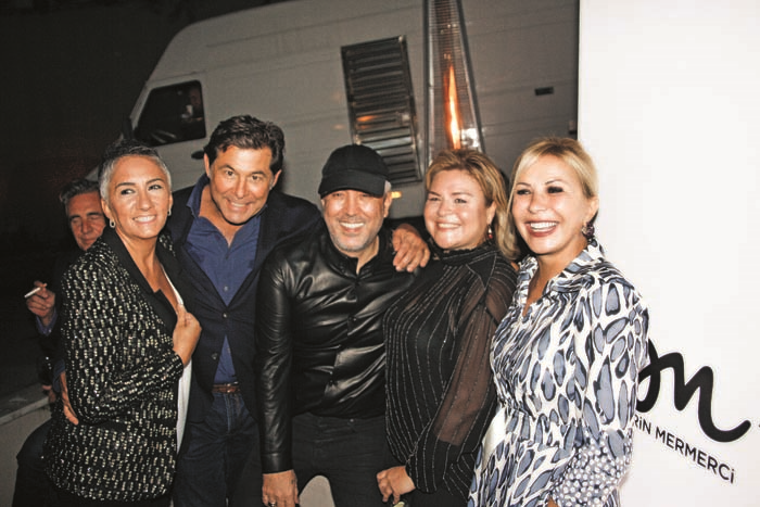 DERİN MERMERCİDEN MUHTEŞEM PARTİ