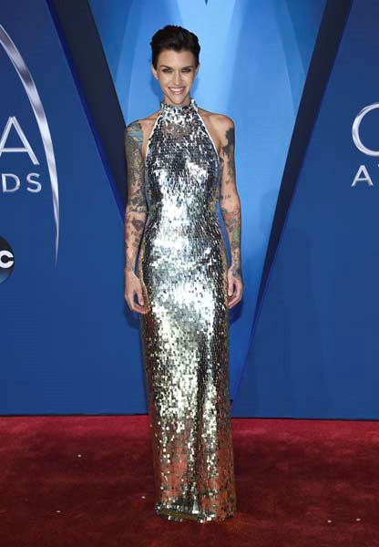 2017 CMA ÖDÜLLERİ KIRMIZI HALI 