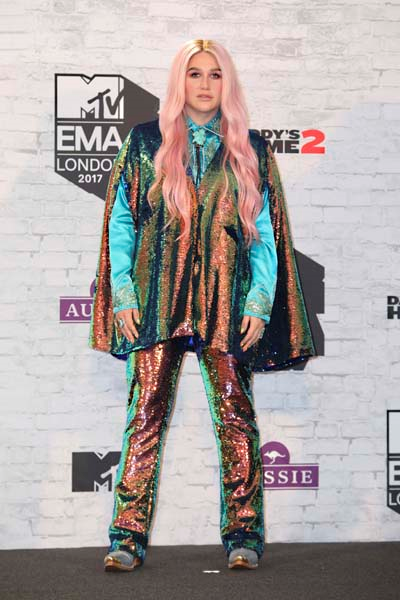2017 MTV EMA ÖDÜLLERİ KIRMIZI HALI