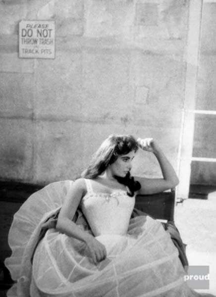 KLASİK HOLLYWOOD FİLMLERİNİN PERDE ARKASI