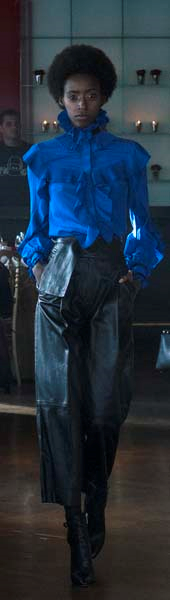 VAKKO EV SAHİPLİĞİNDE ZUHAIR MURAD SUNUMU