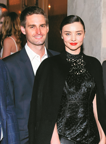 MIRANDA KERR VE EVAN SPIEGELDEN BEBEK MÜJDESİ