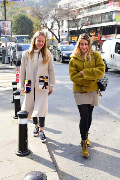 ALEM BEBEK CADDELERİNDE