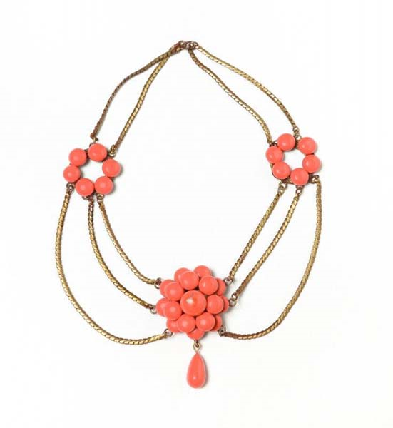 FİLMLERDEKİ MÜCEVHERLER SATILDI