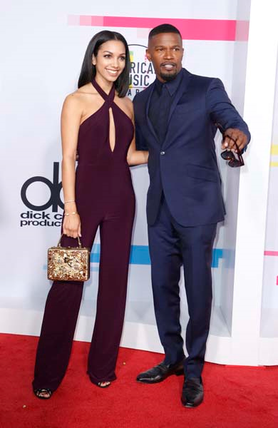 2017 AMERİKAN MÜZİK ÖDÜLLERİ KIRMIZI HALI