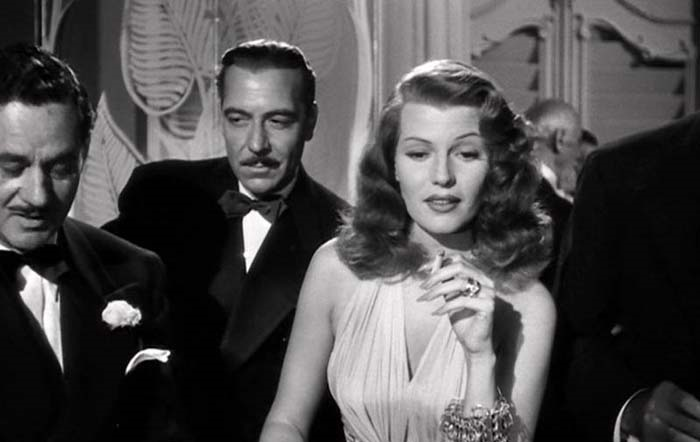 FİLMLERDEKİ MÜCEVHERLER SATILDI