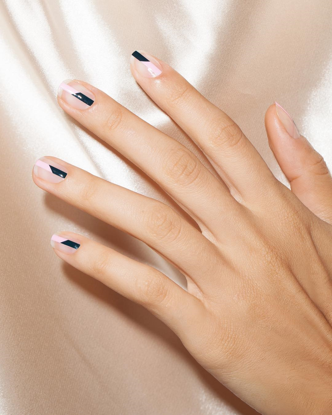 YÜKSELİŞE GEÇEN OJE TRENDLERİ