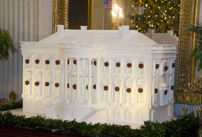  YILBAŞI HAZIRLIKLARINA MELANIA TRUMP ELİ DEĞDİ