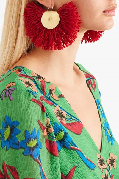 DETAYLARDAKİ GÖSTERİŞ