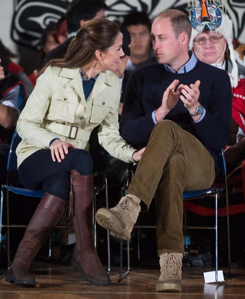 KATE MIDDLETONIN VAZGEÇEMEDİĞİ ÇİZMELER