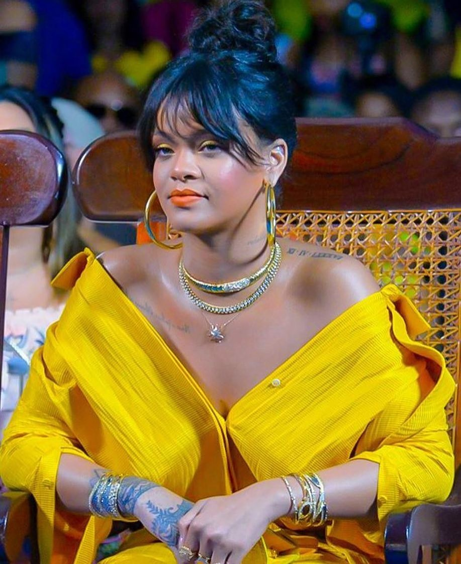 DOĞDUĞU ŞEHİR RIHANNAYI ONURLANDIRDI