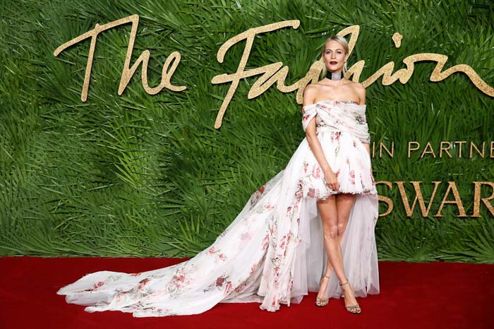 2017 İNGİLİZ MODA ÖDÜLLERİ KIRMIZI HALI