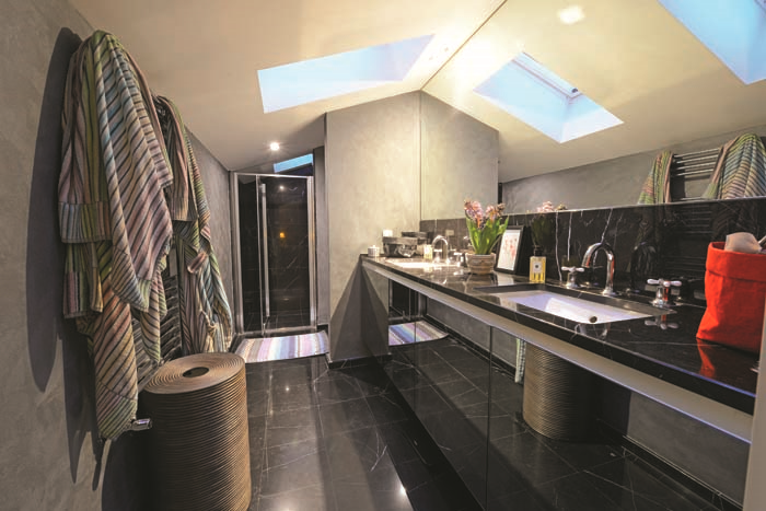 HAKAN VE AYŞEGÜL KODALIN TOM TOMDAKİ EVİ