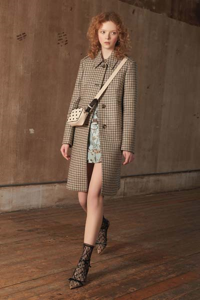 RED VALENTINO PREE FALL 2018 KOLEKSİYONU