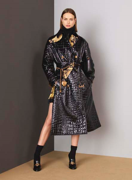 VERSACE PRE FALL 2018 KOLEKSİYONU