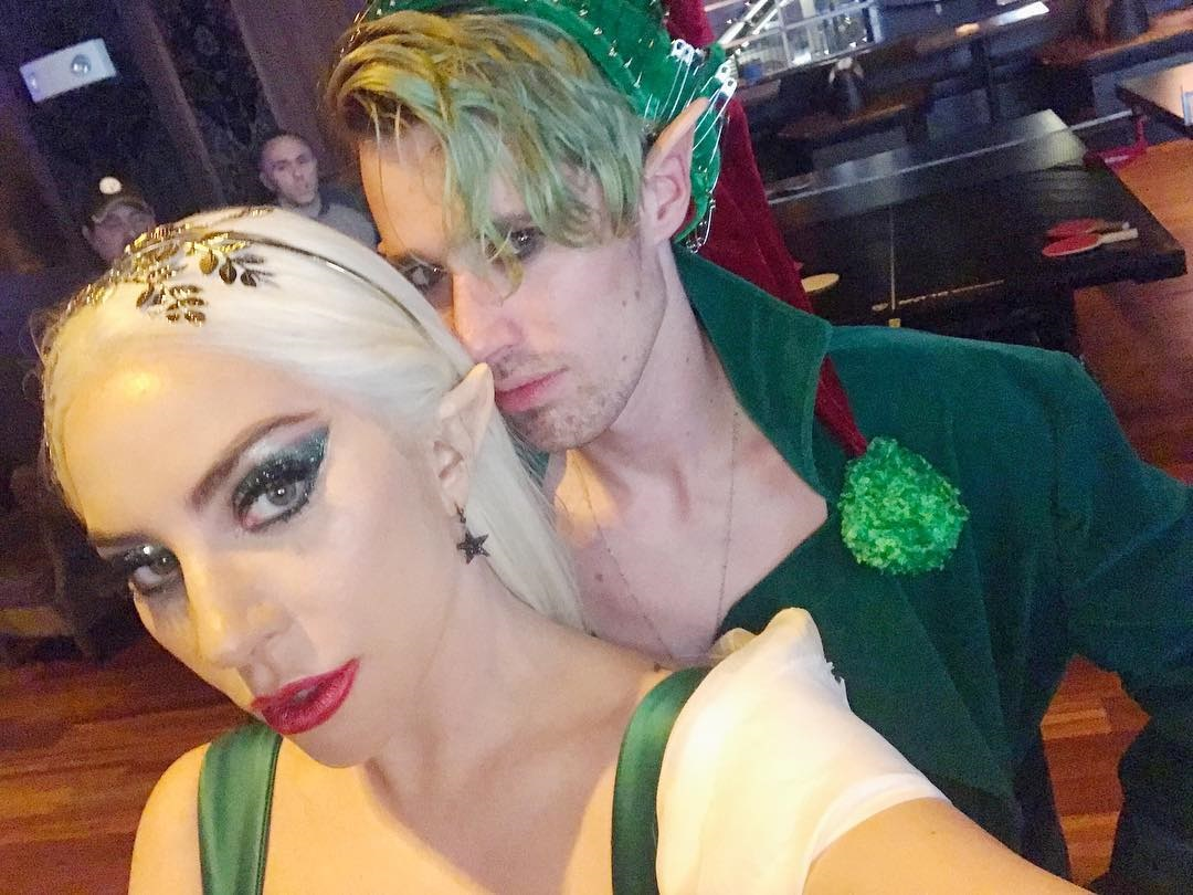 LADY GAGA KOSTÜM PARTİSİ VERDİ