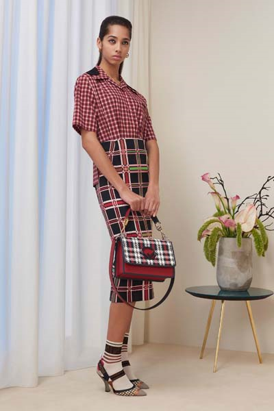 FENDI PRE FALL 2018 KOLEKSİYONU