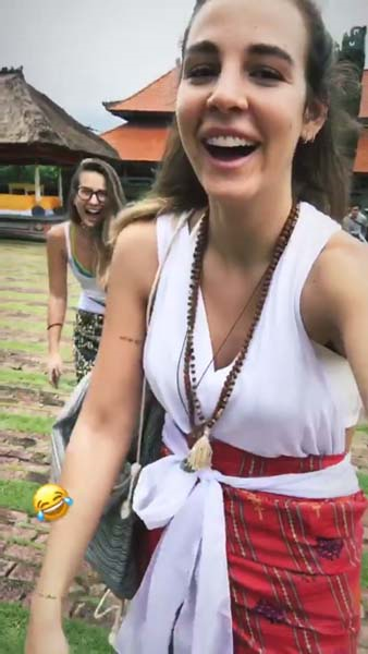 ASLIŞAH ALKOÇLARIN BALİ TATİLİ