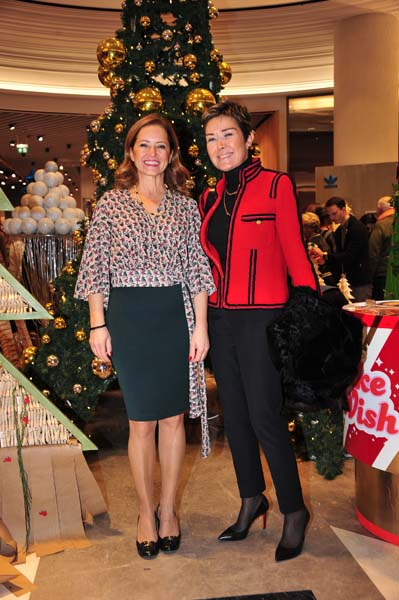 DEMET SABANCI GALERIES LAFAYETTEDE YENİ YILI KUTLADI