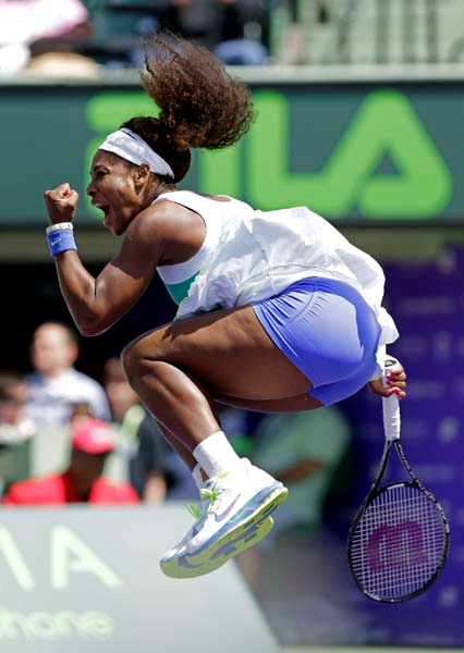 SERENA WILLIAMS KORTLARA GERİ DÖNÜYOR