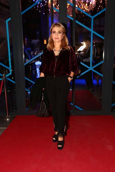 ATIL KUTOĞLU'NDAN VİYANA ESİNTİLİ YENİ YIL DAVETİ