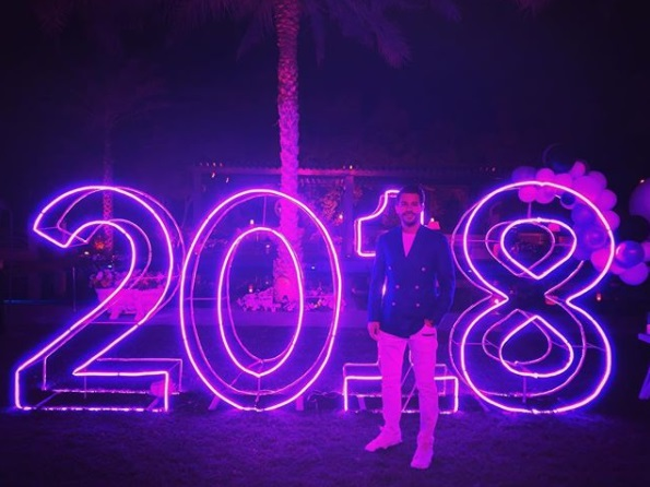 ÜNLÜ YILDIZLAR VE CEMİYET 2018İ NASIL KUTLADI?