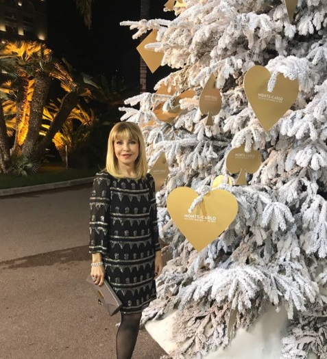 ÜNLÜ YILDIZLAR VE CEMİYET 2018İ NASIL KUTLADI?