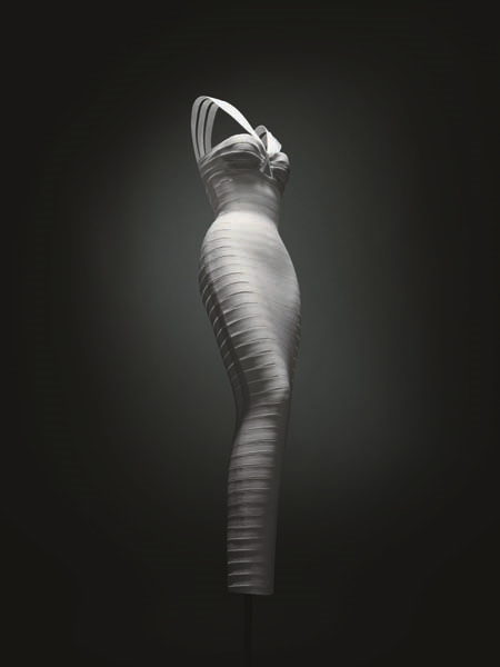 AZZEDINE ALAÏA SERGİSİ DESIGN MUSEUMDA