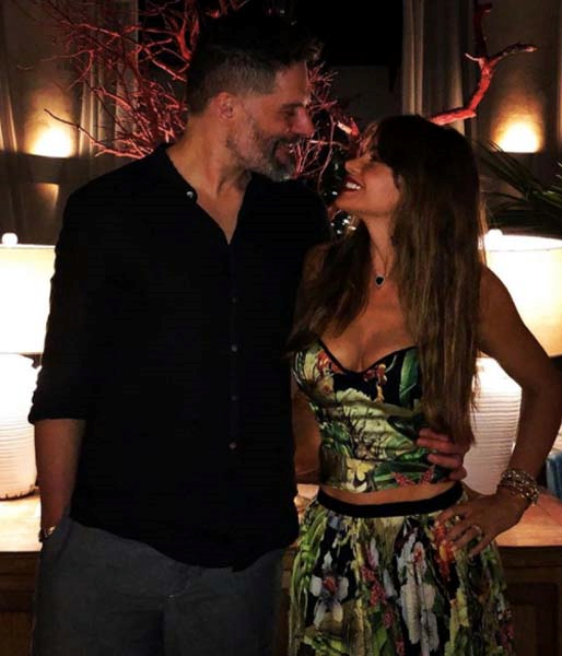 SOFIA VERGARANIN SANTA CRUZ DE LA PALMA TATİLİ DEVAM EDİYOR