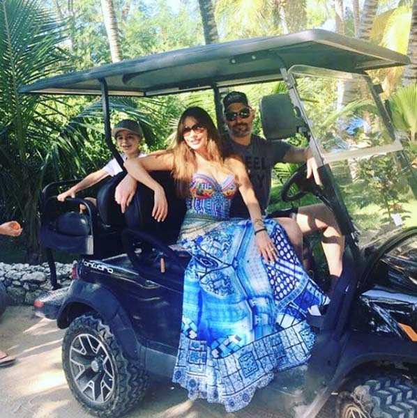 SOFIA VERGARANIN SANTA CRUZ DE LA PALMA TATİLİ DEVAM EDİYOR