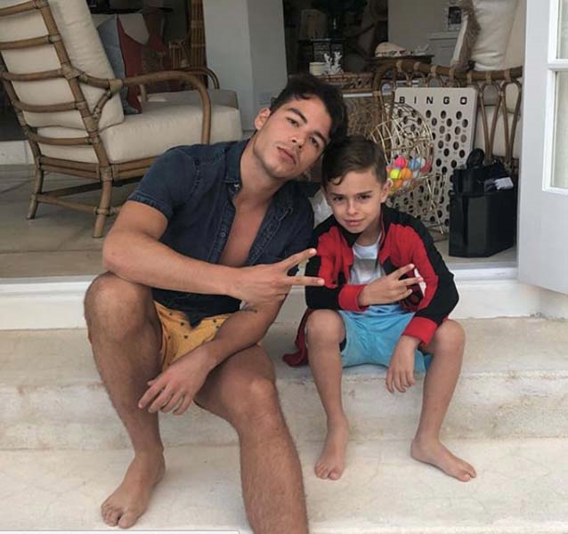 SOFIA VERGARANIN SANTA CRUZ DE LA PALMA TATİLİ DEVAM EDİYOR