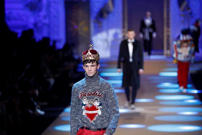 DOLCE & GABBANA 2019 SONBAHAR KIŞ DEFİLESİ