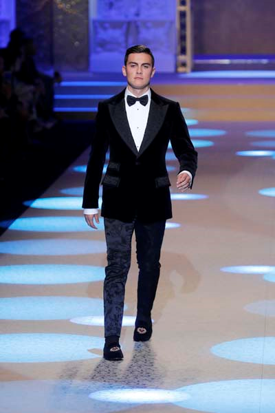 DOLCE & GABBANA 2019 SONBAHAR KIŞ DEFİLESİ