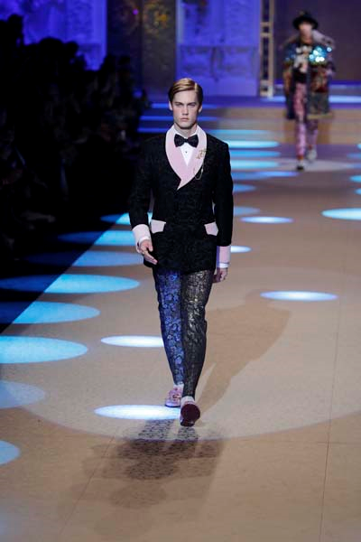 DOLCE & GABBANA 2019 SONBAHAR KIŞ DEFİLESİ