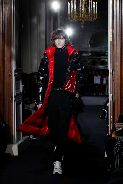 VALENTINO 2019 SONBAHAR KIŞ DEFİLESİ